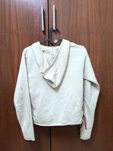 Comfy Woolen Crop Top With Hoodie