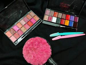 Mars Lipstick Palette