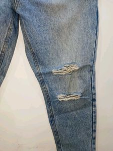 Stylish Ribbed Blue Jeans