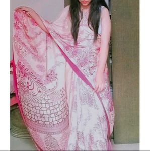 Beige Floral Printed Silky Saree😍🦄