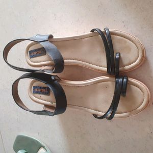 Sandles