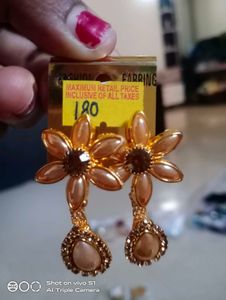 Pearl Floral Jhumka