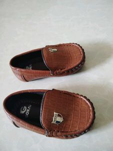 Boy&#39;s Brown &amp; White Loafers - Size 21