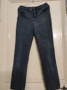 Classic Straight-Leg Jeans