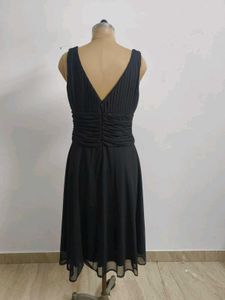 Elegant Black Dress