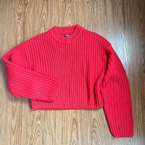 RED SWEATER