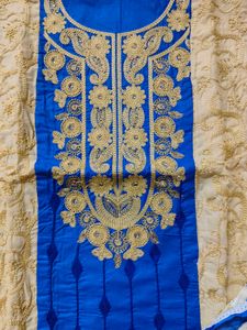 Offer🎉🎉Beautiful Full Embroidered Suit