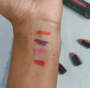 5 In 1 Bullet Lipstick