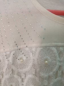 Lace Detailed Top Size M