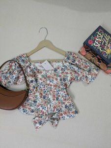 Pretty Floral Crop Tops