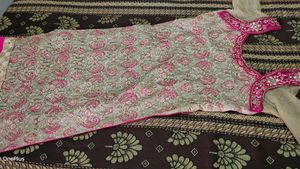 Suit With Pink Umbrella Plazo