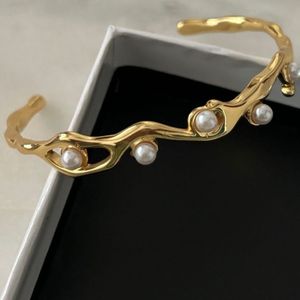 Peregrina Cuff Anti-tarnish