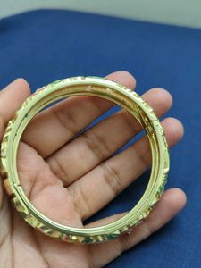 Floral Bangle Bracelet