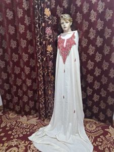 kashmiri Elegant Embroidered unstictched suit