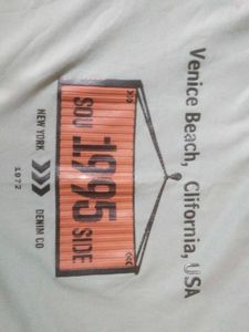 Venice Beach Graphic Tee