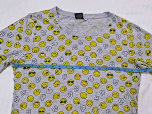 Emoji Print Top