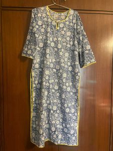 Elegant Kurta And Kota Dupatta Set