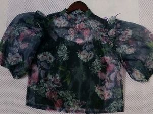 Floral Print Puff Sleeve Top