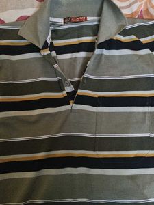 Striped Men&#39;s Shirt