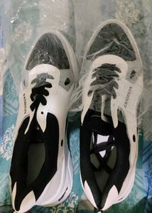 Four Combo Shoes