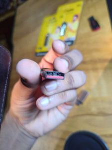 Original SanDisk Cruzer Blade 32GB