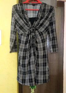 Chic Plaid Dress with Ring Detail