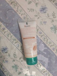 Himalaya Brightening Face Wash