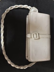 Beautiful White Clutch/shoulder Bag/Side Bag