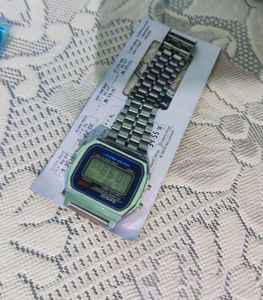 Trending Y2K WATCH
