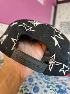 Unisex Black and White Printed Cap