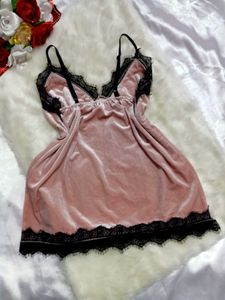 🌺Pink Velvet Lace Cami🌺