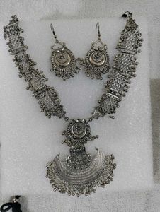 2 Jewellery Sets Combo