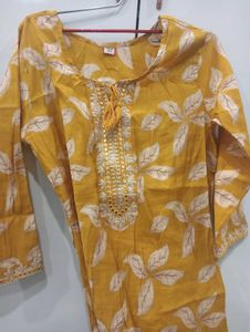 Mustard Yellow Suit (42 Size)