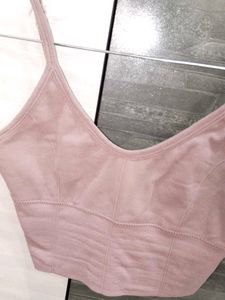 Causual Sleevless Crop Top 🩷