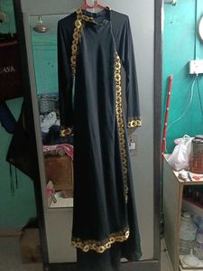 Elegant Black & Gold Ethnic Burqa