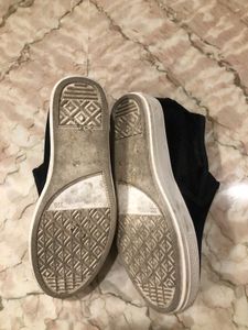 Black Slip-On Mesh Sneakers