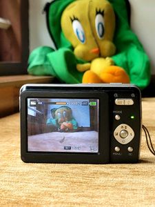 BENQ DC-C1420 Digital Camera