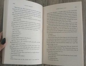 Sometimes I Lie - Alice Feeney