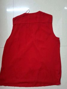 Red Sleeveless Top