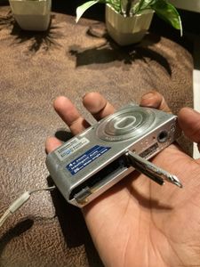 Sony Cybershot 12.1 MP Digital Camera