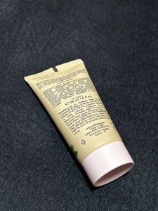 Oriflame Love Nature Refreshing Face Wash