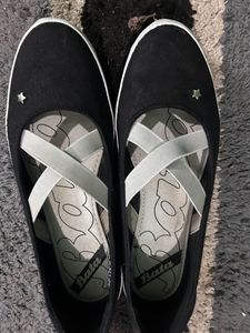 Bata Flat Ballets