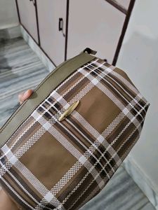 Brand New Plaid Pattern Pouch