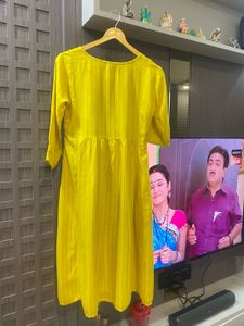 yellow kurta for women