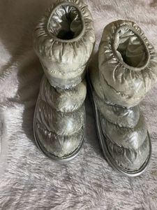 H&amp;M Puffer Boots