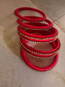 RED THREAD HANDMADE BANGLES