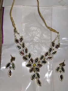 Floral Necklace & Earring Set