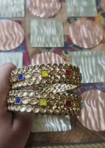 Set of 2 Vintage Bangles