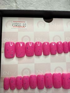 (sale) Bright Pink Hand Painted Gel Press On Nails