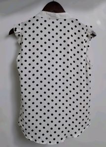 Mogin White &amp; Black Polka Dot Print Top (Women)